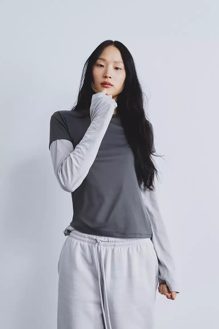 Jual H&M Fitted microfibre Tshirt Original 2024 ZALORA Indonesia