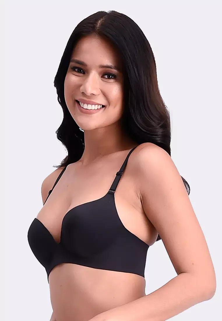 BENCH/ on X: Your daily intimates should not not just be comfortable but  also functional and beautiful. Our #Bench Body Essential Bra has you  covered! Whether you're team black or team white