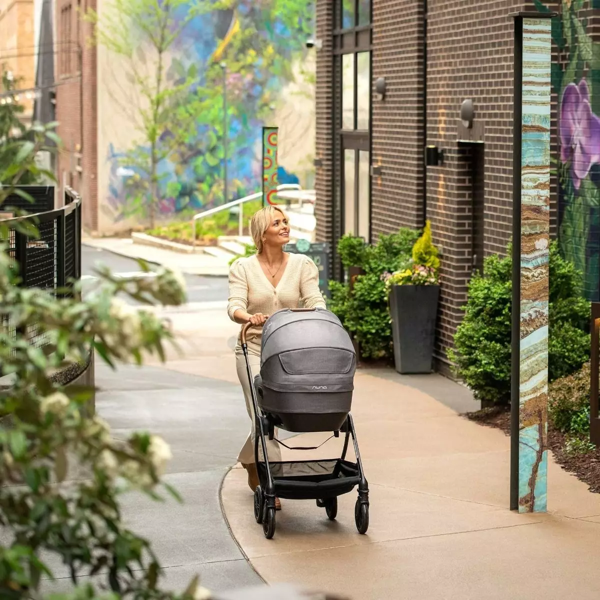 Nuna Complete Triv™ Next Stroller Bmw Collection Graphene With Cari™ Aire Carry Cot Pine - Kereta Dorong Bayi