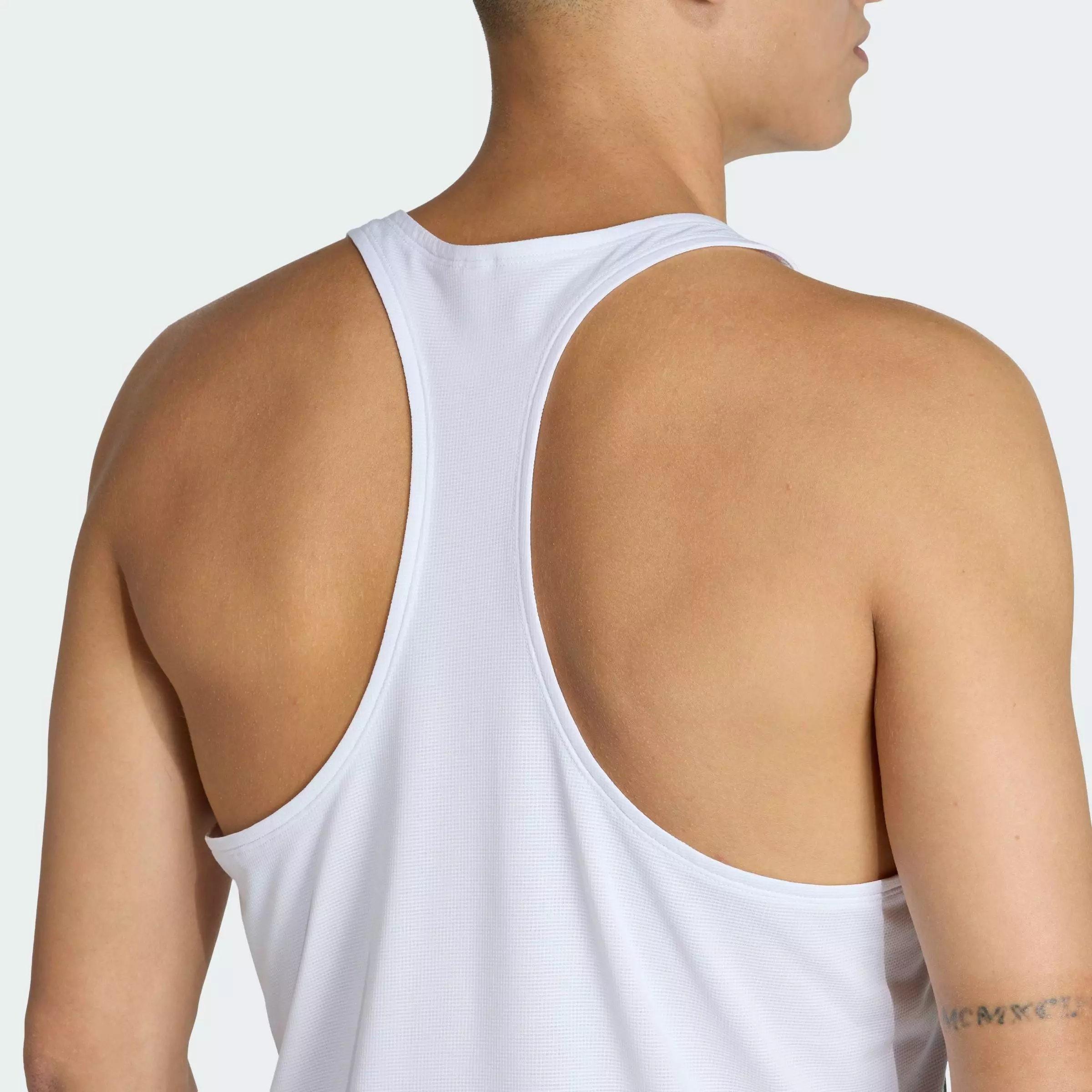Running All Time Classics Singlet Men White KE5674