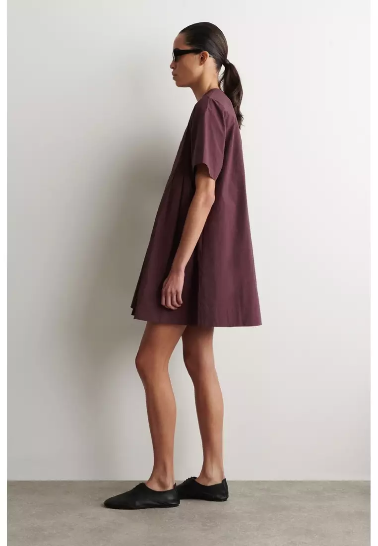 cos burgundy dress Buy PLEATED COTTON-POPLIN MINI 2026 Online edit:resort dressing Internal boning Size:Plus Size Floor Length Lace-trimmed georgette midi dress Linen dress