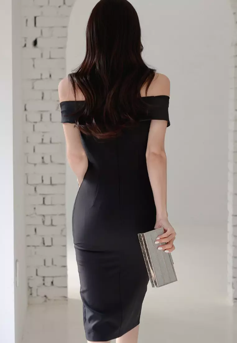 Korean Style Ladies Off Shoulder One-Piece Dress A22022412