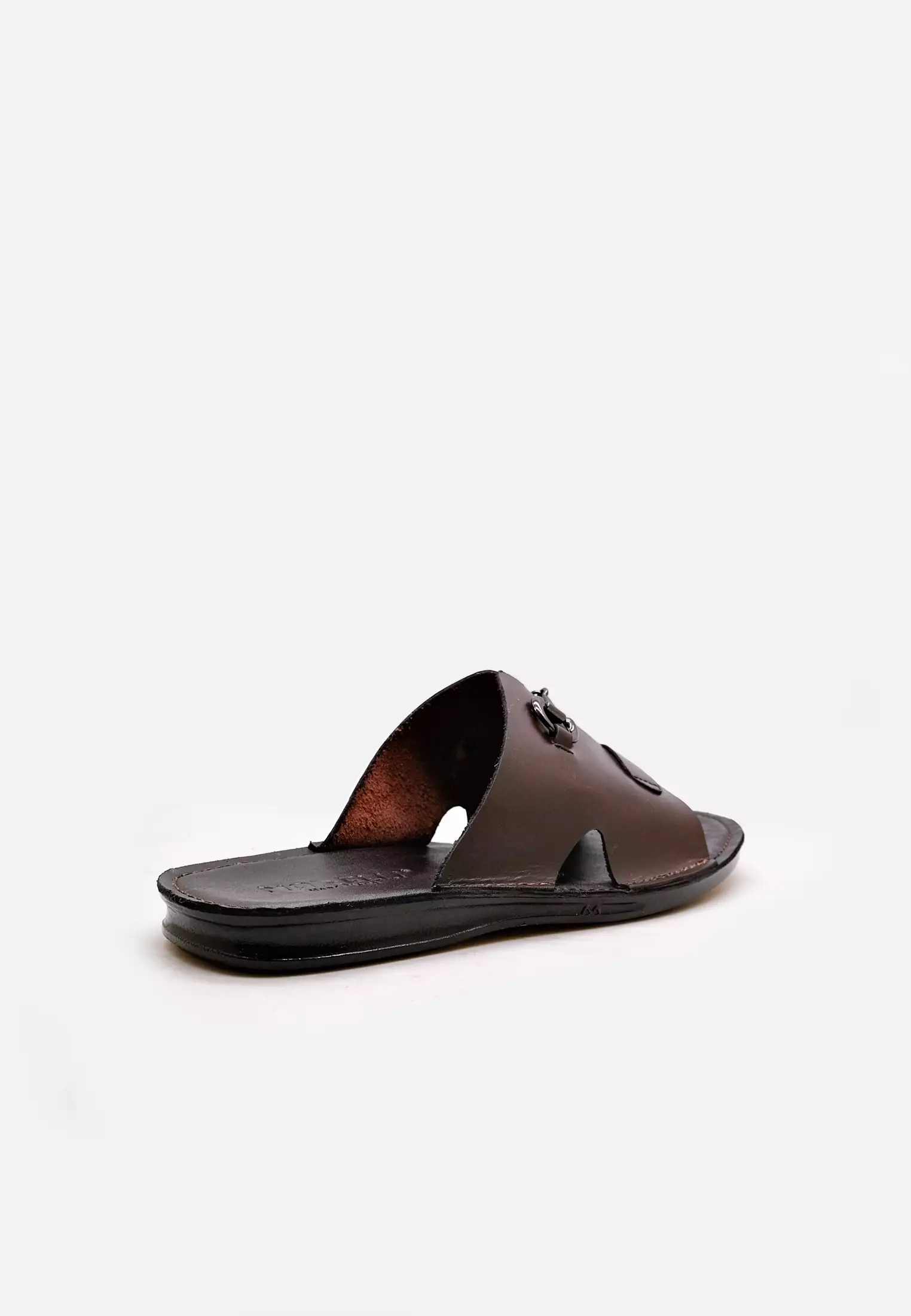 Fausta Sandal Pria Guinine Leather Slip On - Brown