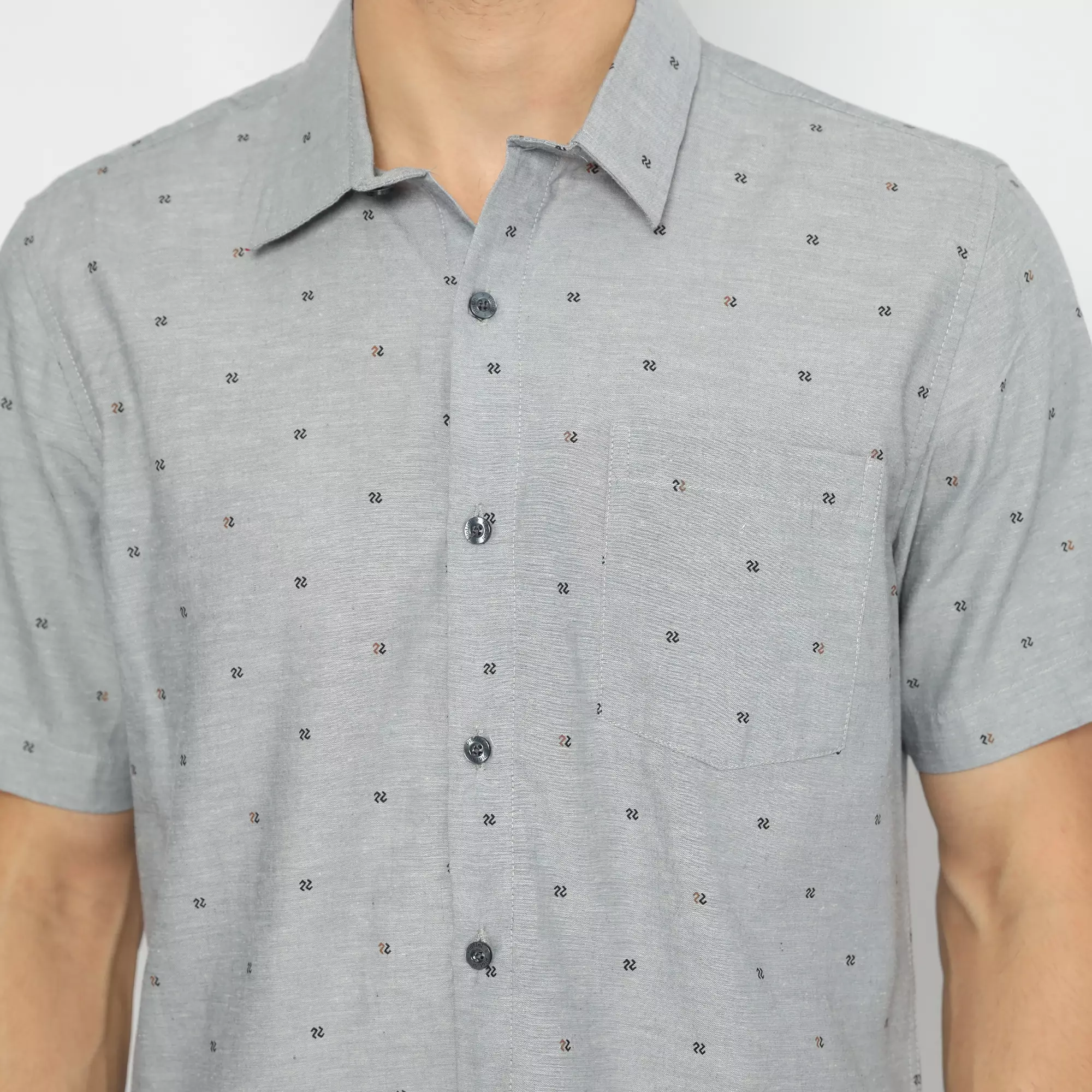 Platini Kemeja Pria Motif Lengan Pendek Abu 132040