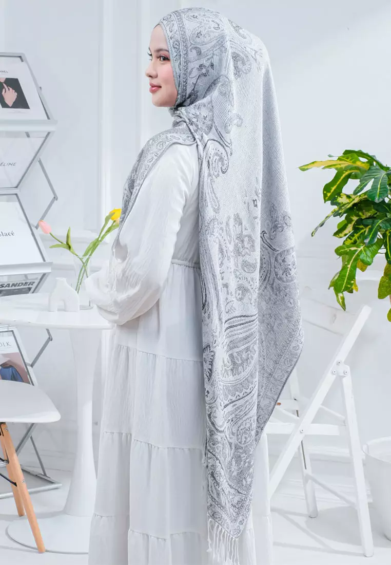 Hijab Pashmina Wanita Reversible Viscose Paisley Full  Pattern Pashmina Shawl Syal Wanita Misty Silver