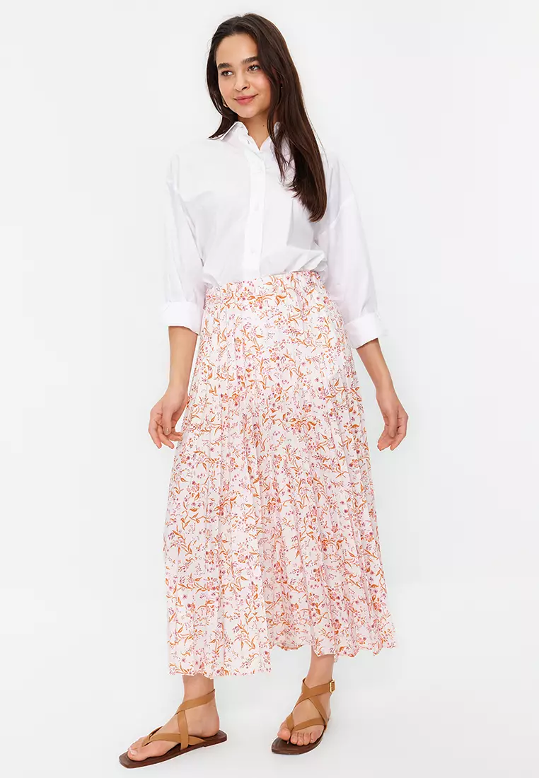 Pleated Printed Skirt
