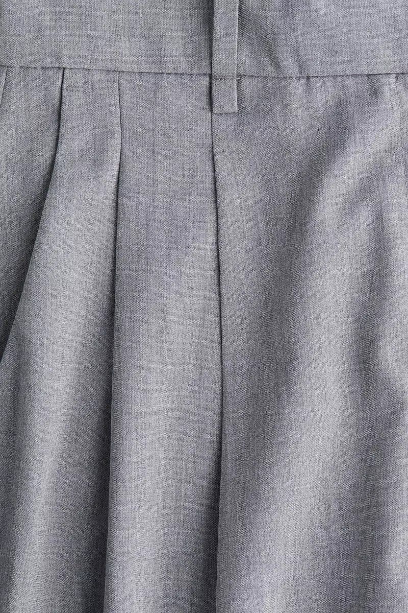 Wide tailored trousers