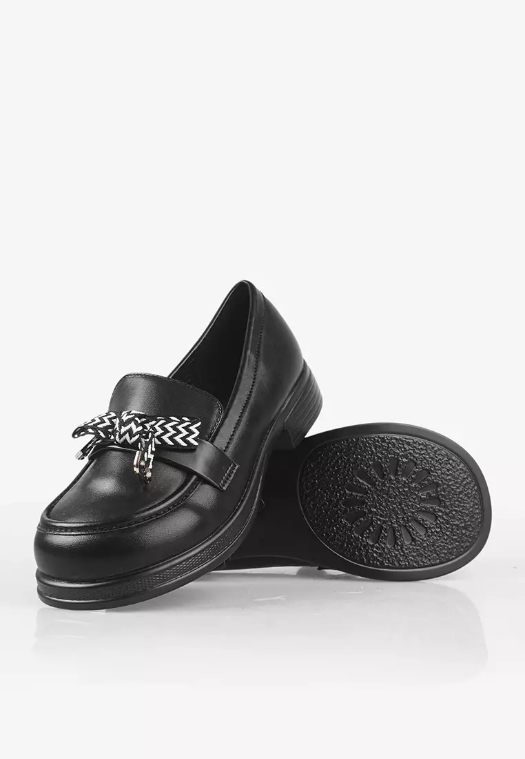 Fransisca Renaldy Sepatu Loafers Anak Perempuan T.Namie 01