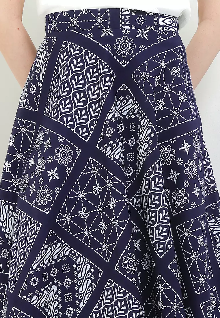 Rok Skirt Bawahan Batik Wanita Arumi Merona Spesial JFW Collection Safera Navy