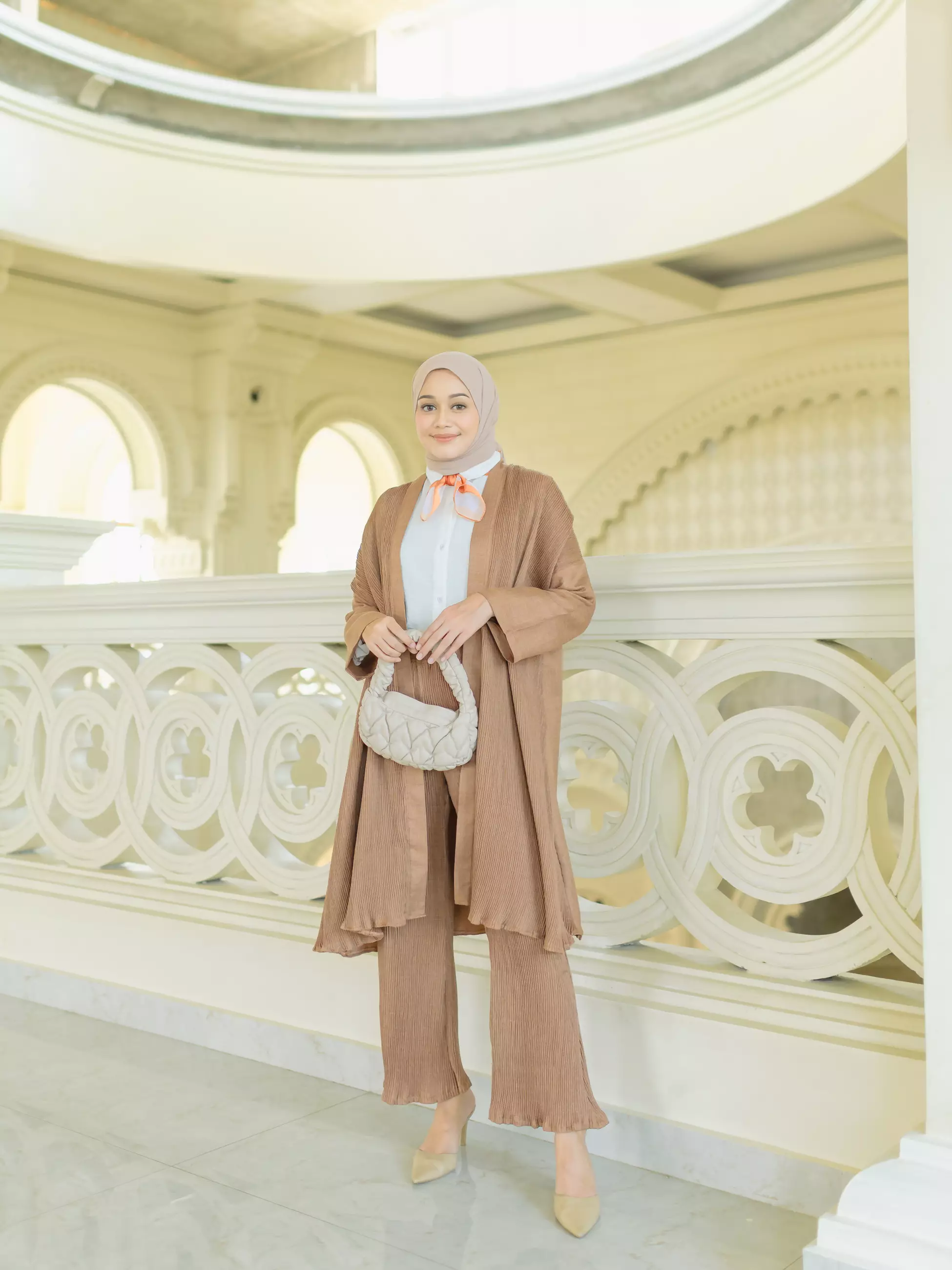 Zakia Pleats Set Soft Brown