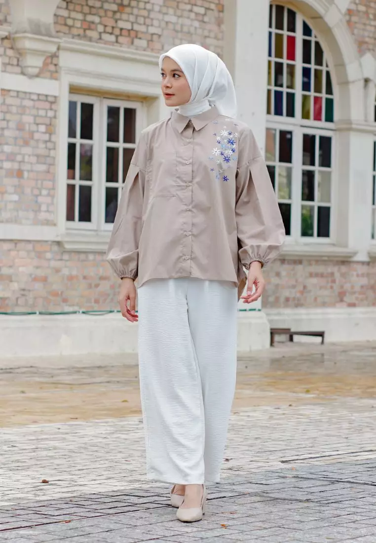 Donia Embrodery Top Cream - Blouse Atasan Wanita