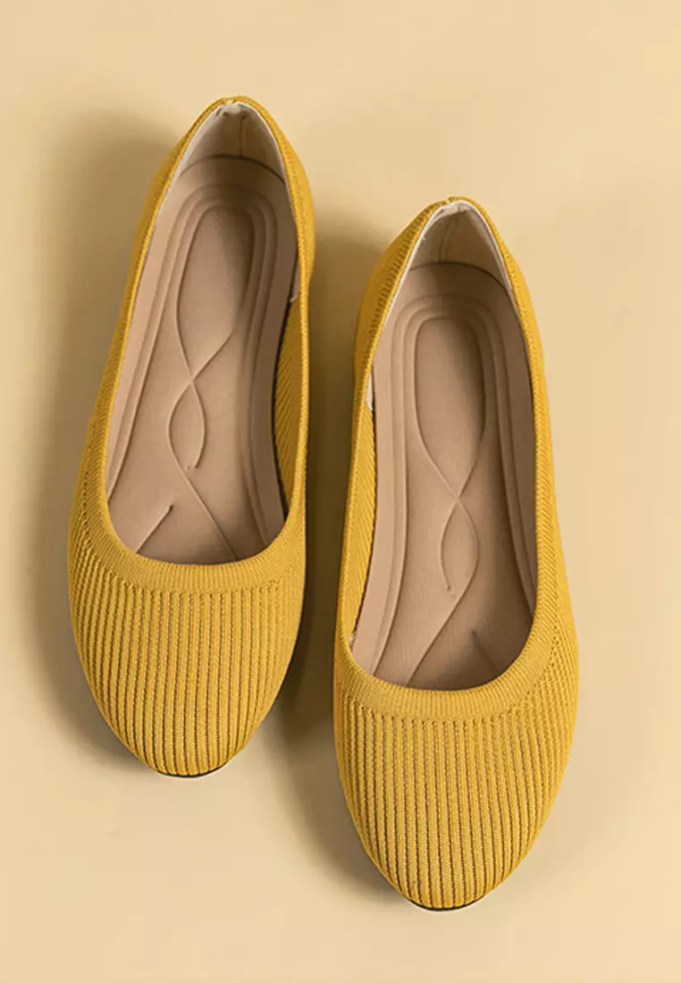 Cheap on sale yellow flats