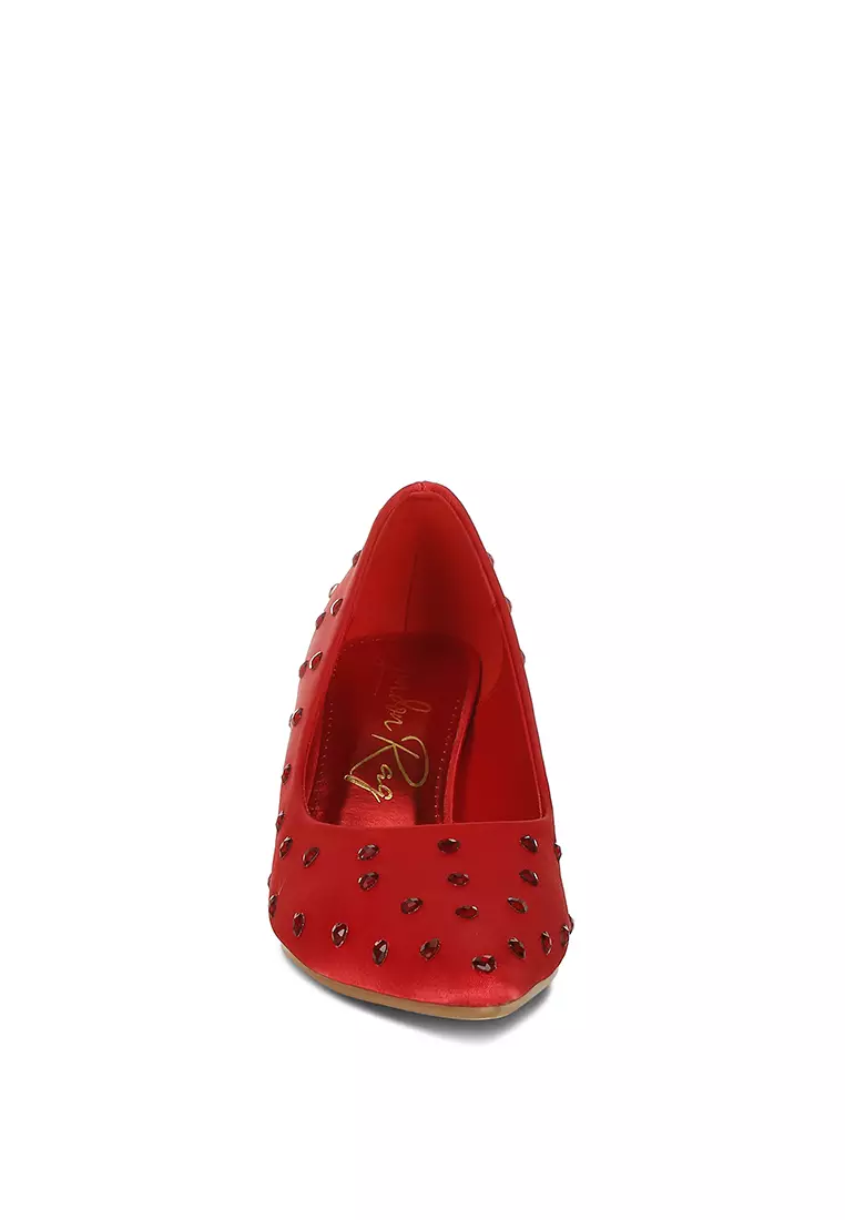 Sepatu Hak Tinggi Berbentuk Hati dengan Berlian Imitasi Warna Merah