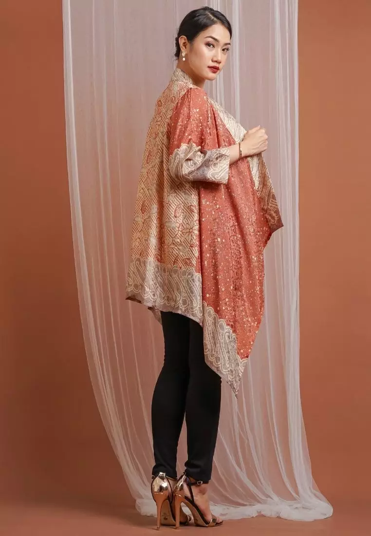 Rinjanie Batik - Bolero Ayam - Bolero Asimetris Terracota - Outer Batik Modern - Outer Batik Wanita - Outer batik kekinian - Batik Cap Mix - JMWN - TR