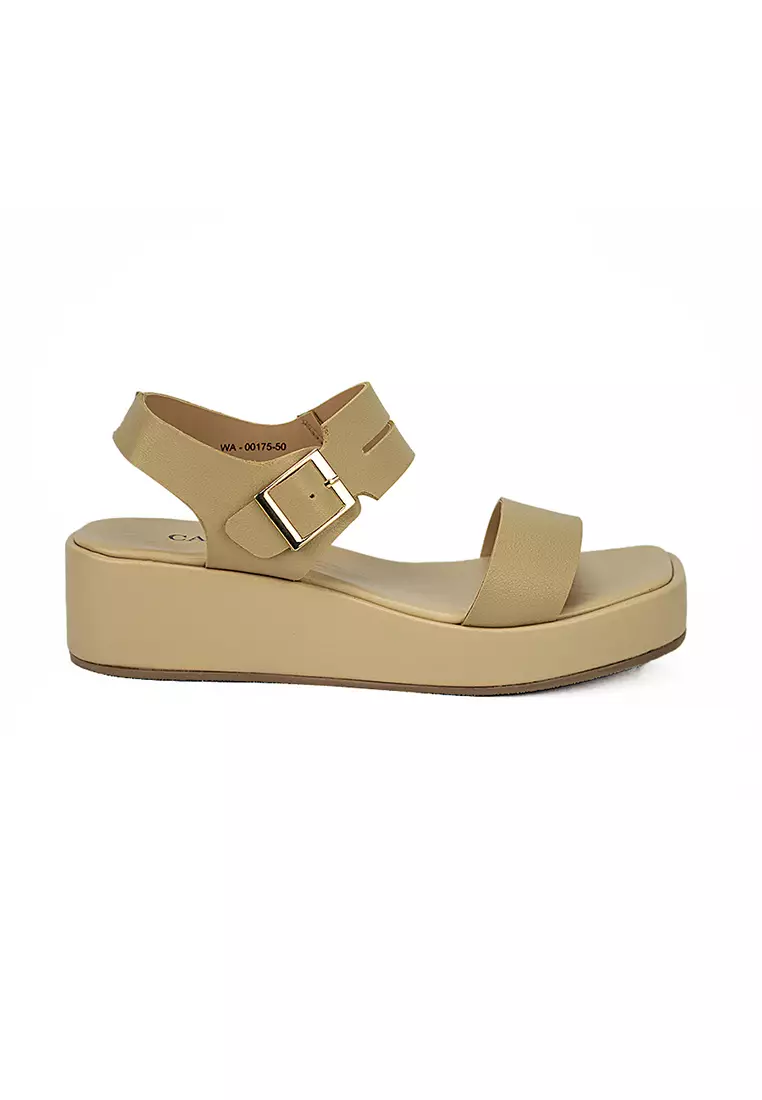 Discount on Cardam's Lifestyle  shoes - SKU: Eclb Wa 00175 Beige Wedge Sandals