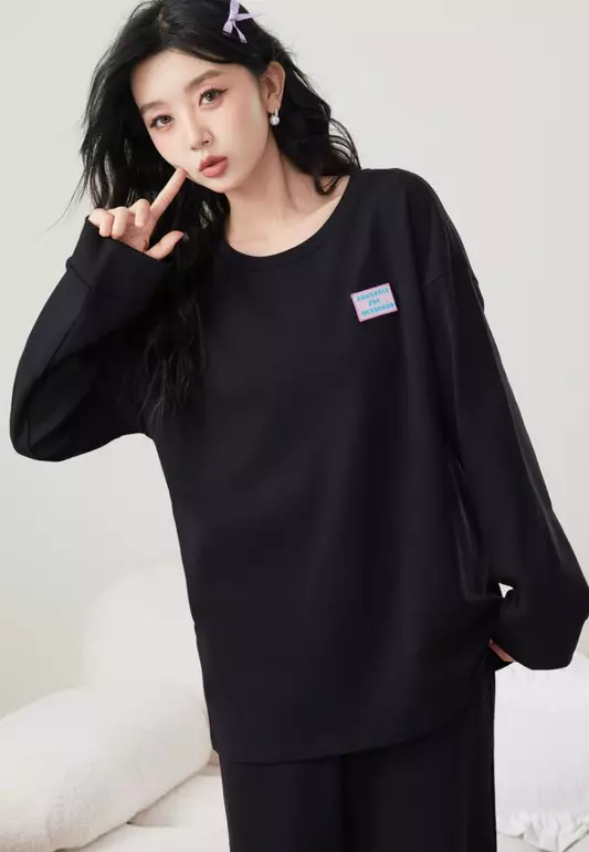 EMI LONG SLEEVE TOP ROUND NECK LOOSE FIT COTTON INTERLOCK FABRIC GRAPHIC MOTIF FOR WOMAN GIRL HW09452
