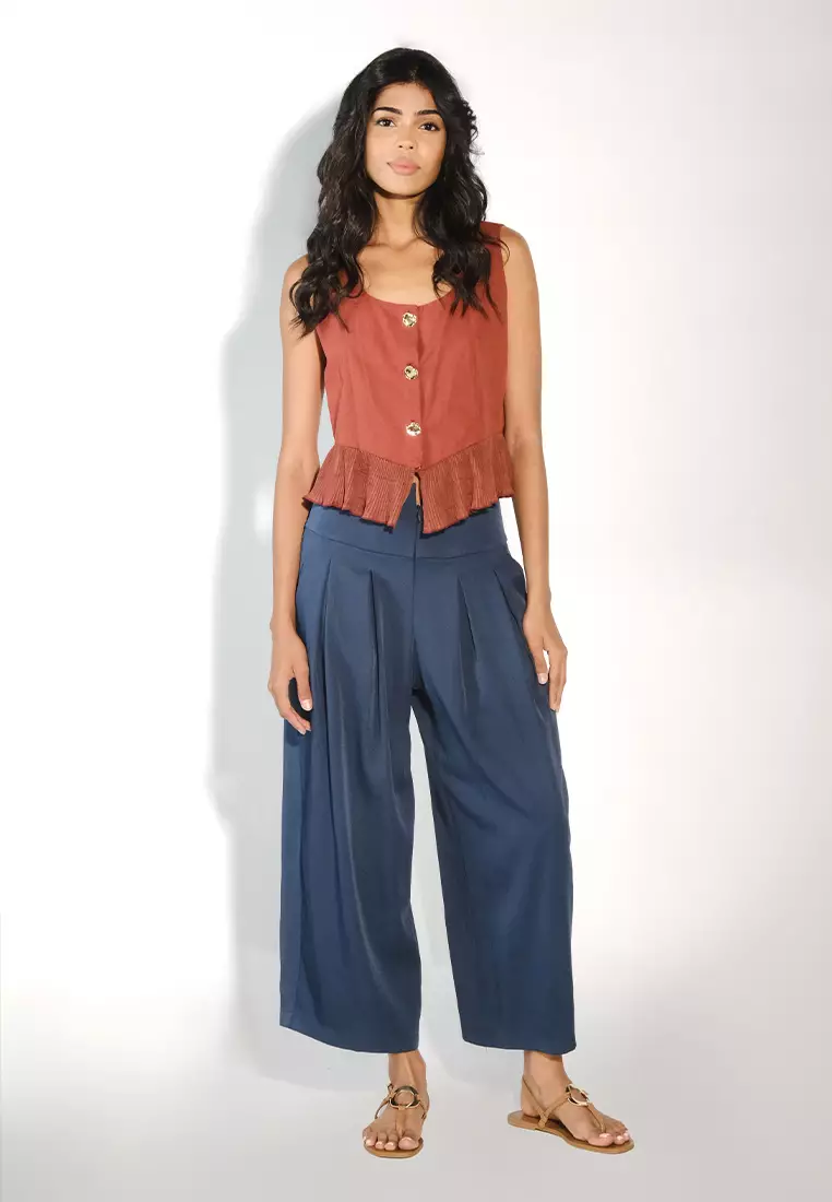 Sari- Sari Famy Sleeveless Top