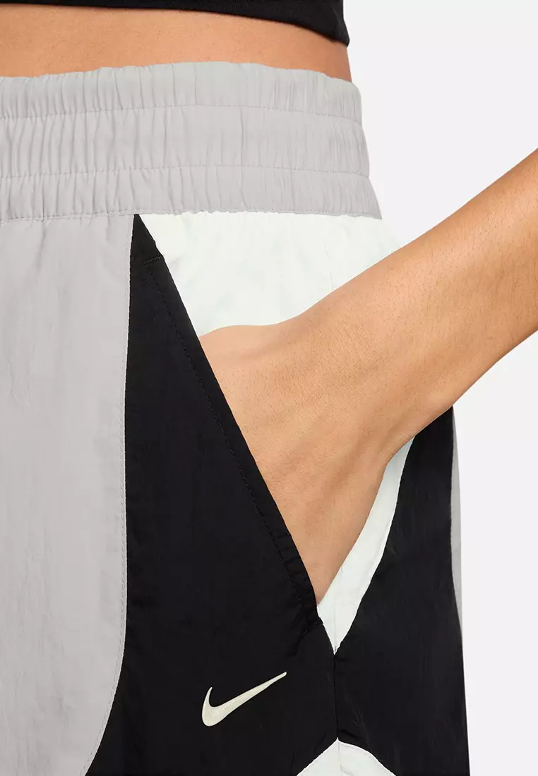 Street 3" Track Short