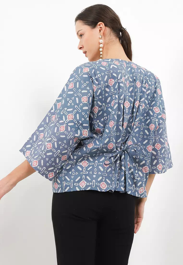 Diwani Blus Batik Tali Belakang