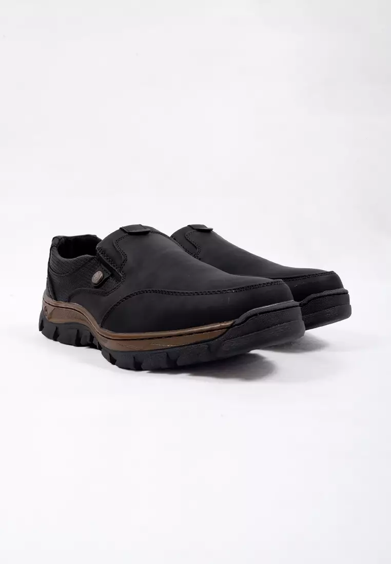 Watchout Sepatu Pria Semi Boots - WV310010301