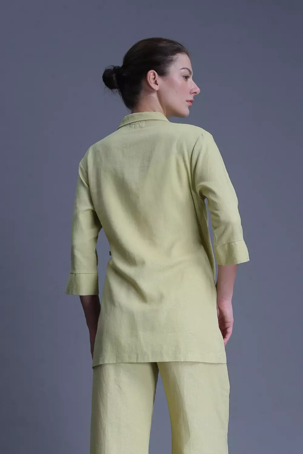 Demure Studio - Essentials Linen Travel - Kimono Blazer Shirt Olive Green (Only Shirt)