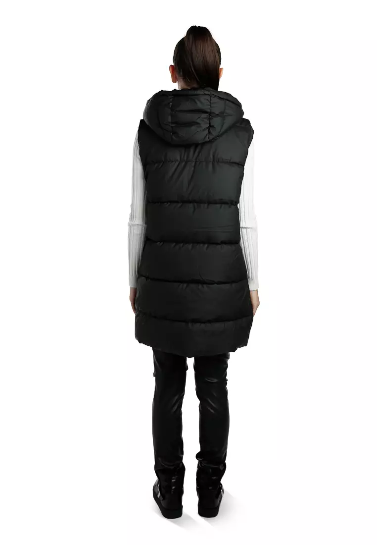 Hooded Sleeveless Vest Jumper in Black