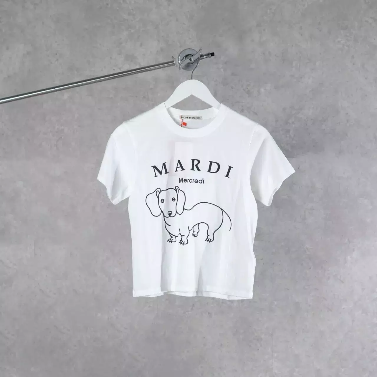 Kaos MARDI MERCREDI DOG DJANJI SIDE BLACK WHITE TSHIRT 100% ORIGINAL