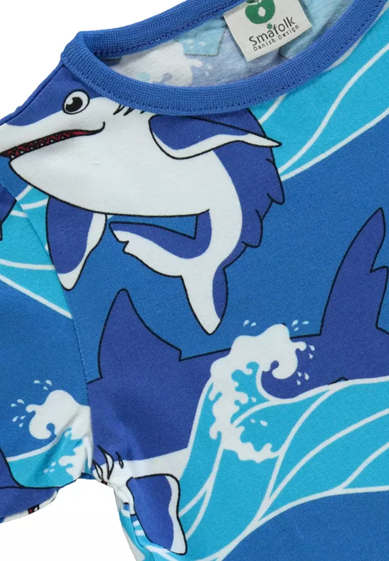 T-shirt with sharks