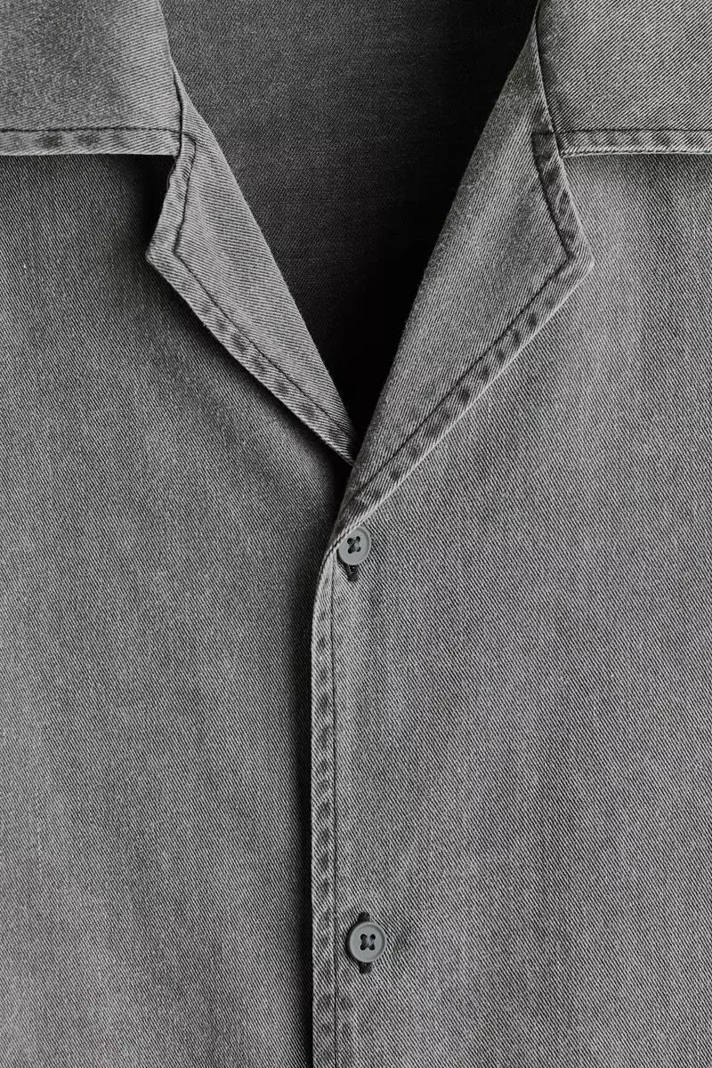 Loose Fit Resort shirt