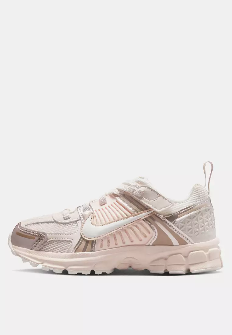 Vomero 5 Little Kids' Boys Shoes With Reflective Design Accents