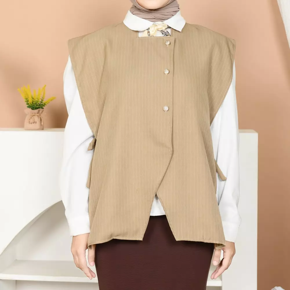 Devara Vest - Peanut M19550 R87S5