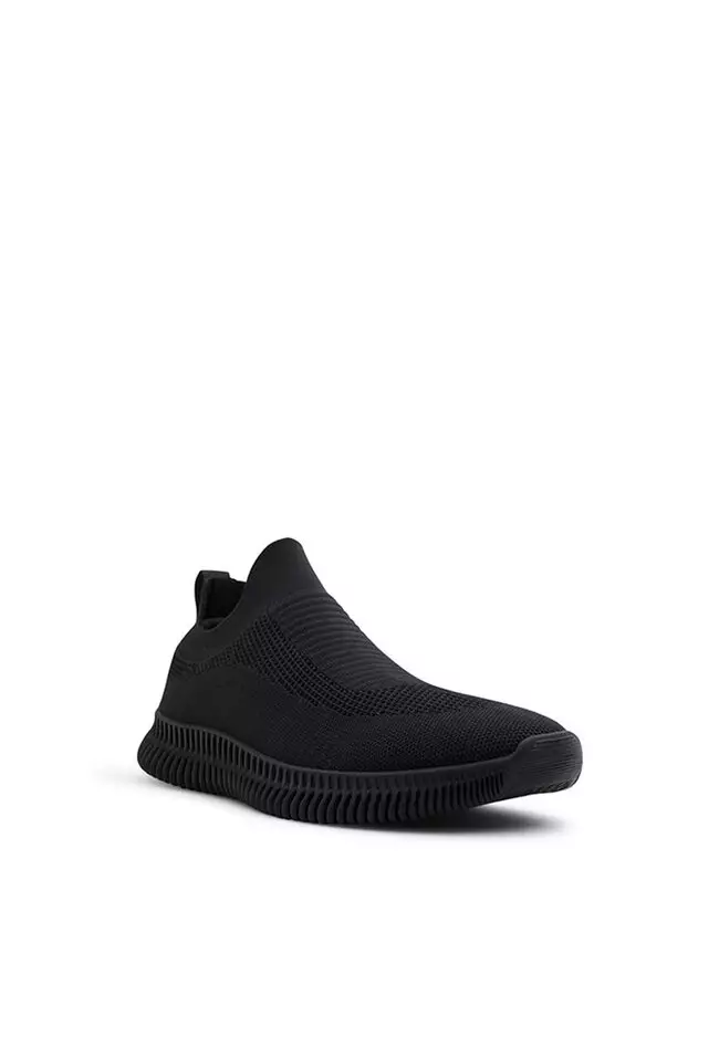 Akai Slip On Sneakers