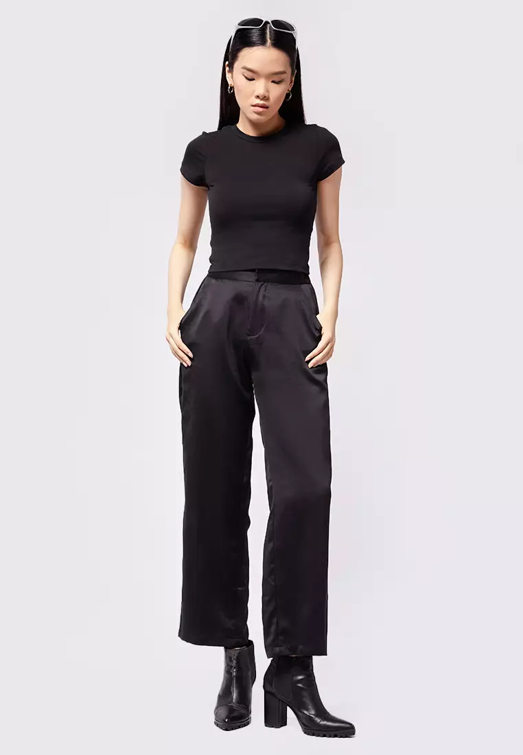 Fitted Short Sleeve Crop T-shirt