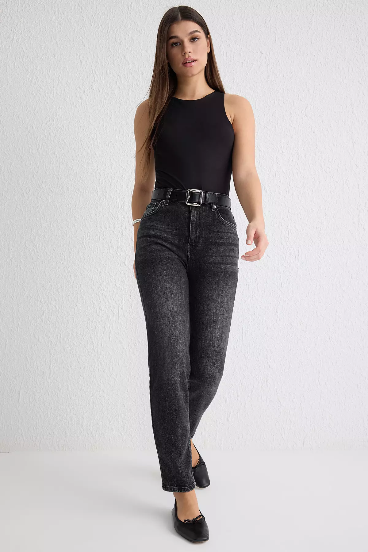 Anthracite High Waist Comfort Mom Jeans