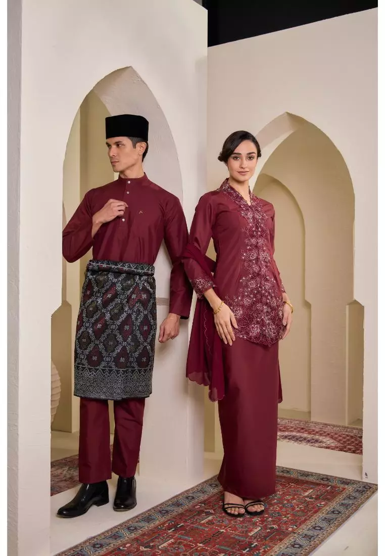 Kebaya Sulam Kaleela