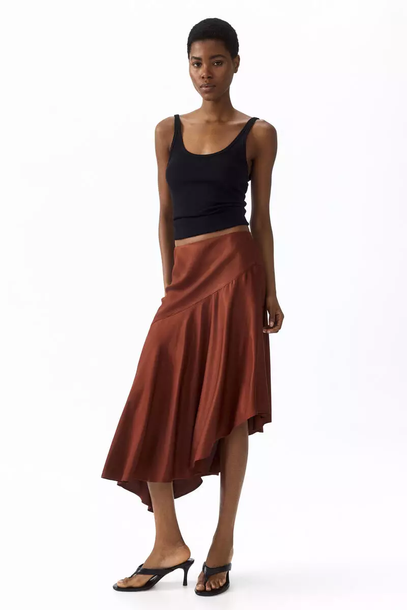 Asymmetric viscose skirt