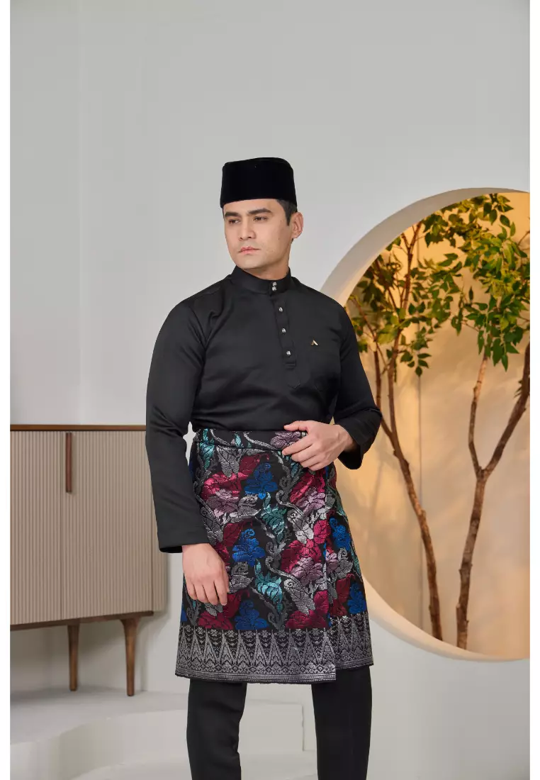 Baju Melayu Istiadat