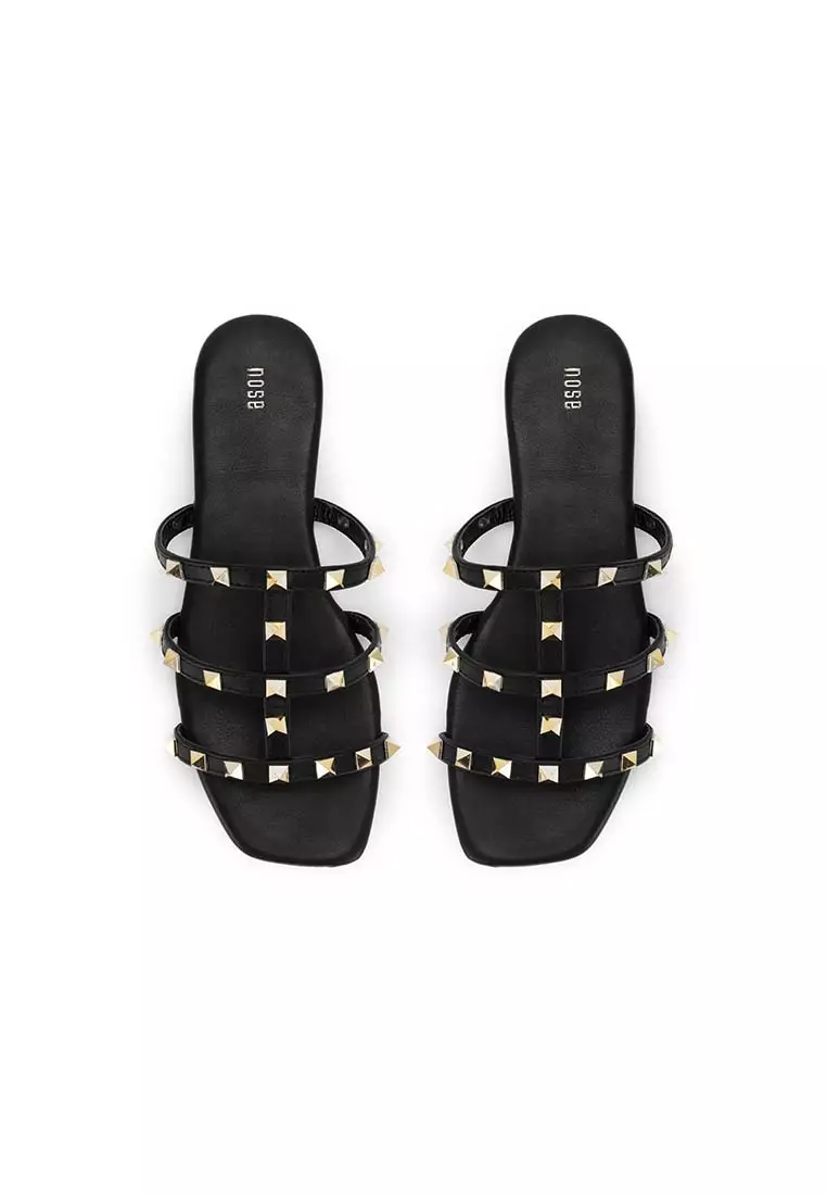 STUDDED FLAT SLIDE 四方凸钉平底拖鞋