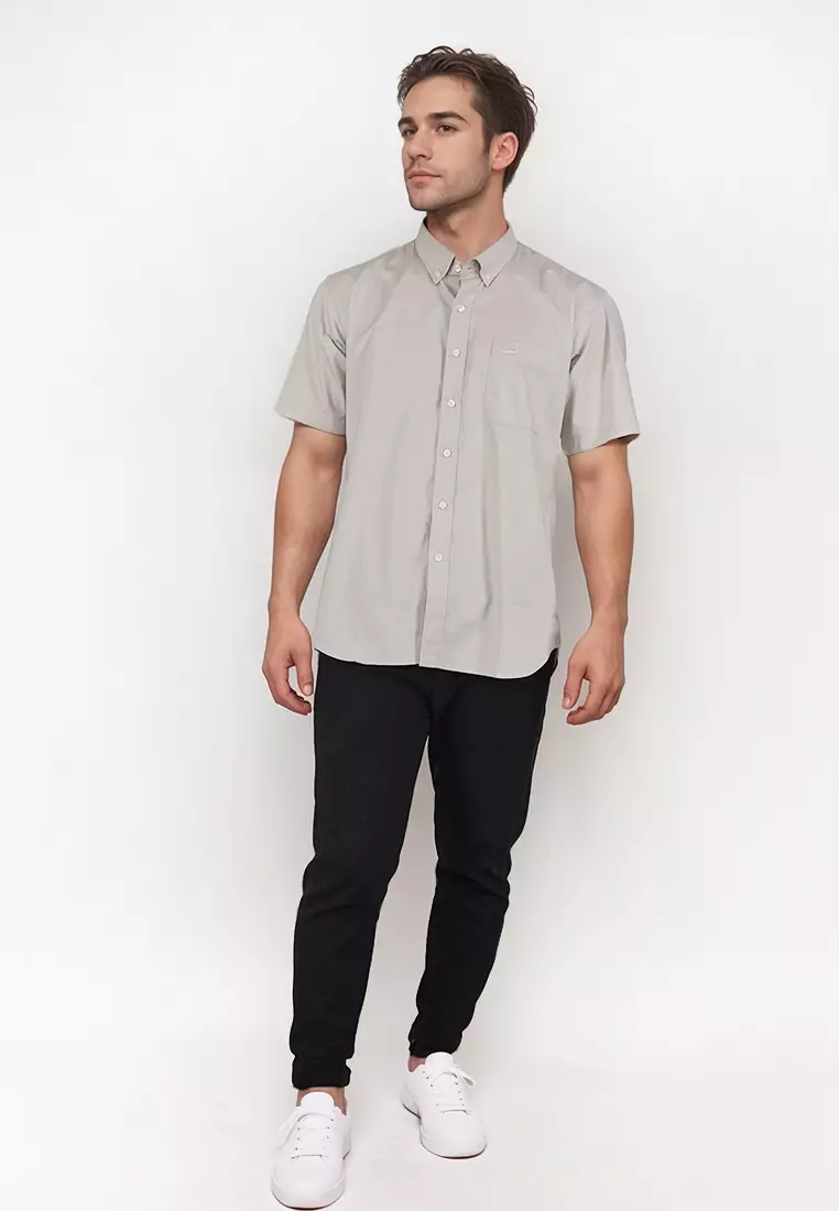 Crocodile MALE 0129 Grey 29 - Men Shirt Kemeja Lengan Pendek - Relax Fit - Katun
