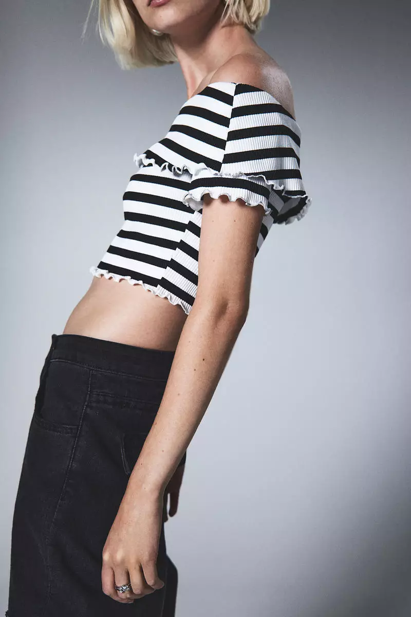 Ribbed off-the-shoulder top