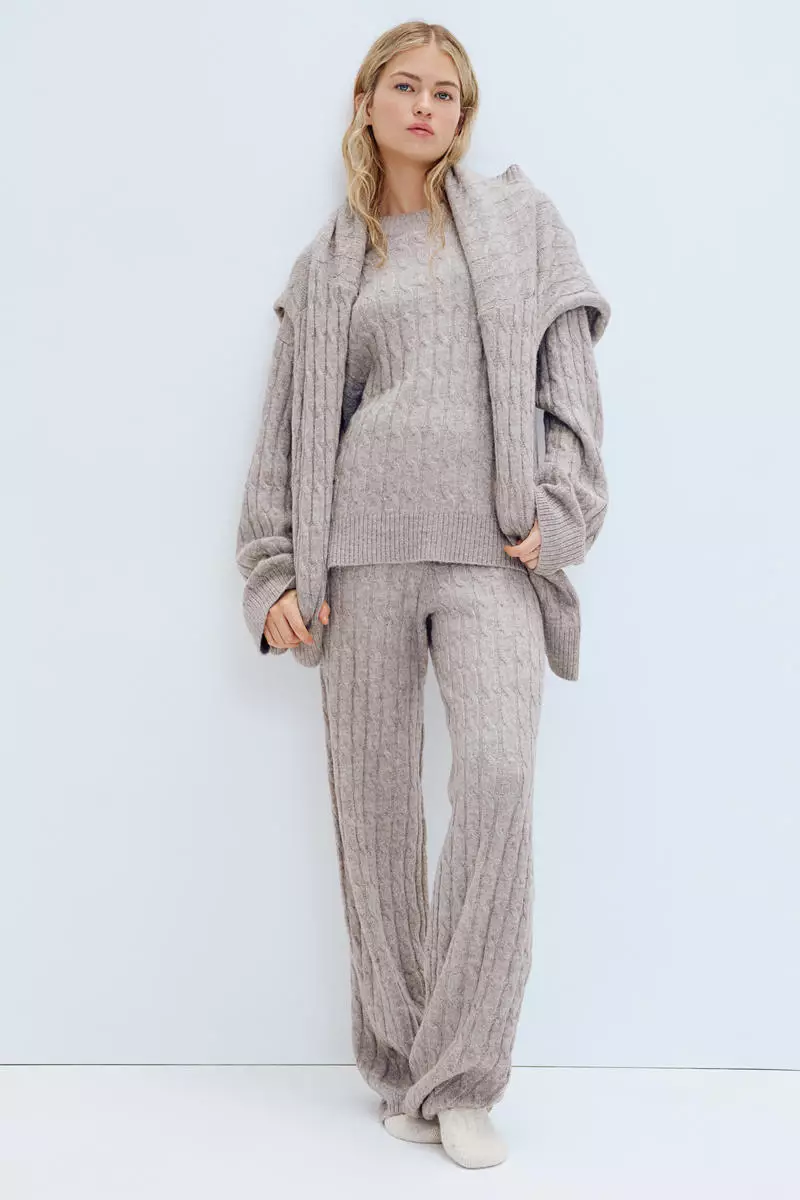 Cable-knit trousers