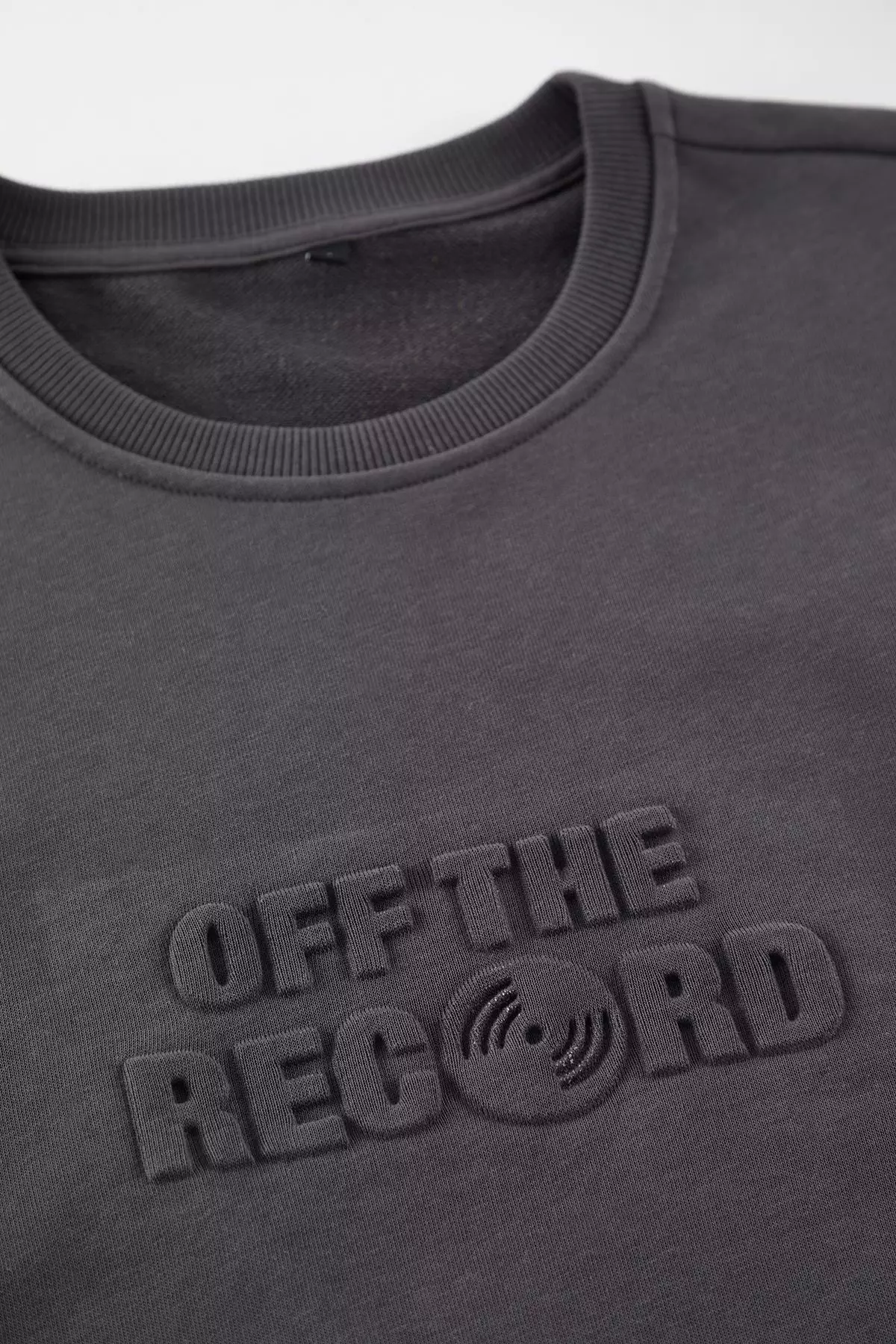 Anthracite Oversize/Wide Cut Embossed Text Printed Non-raised Sweatshirt TMNAW25SW00048