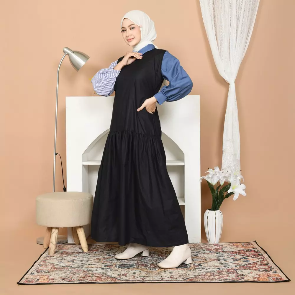 Laluna Dress - Black M19552 R89S2