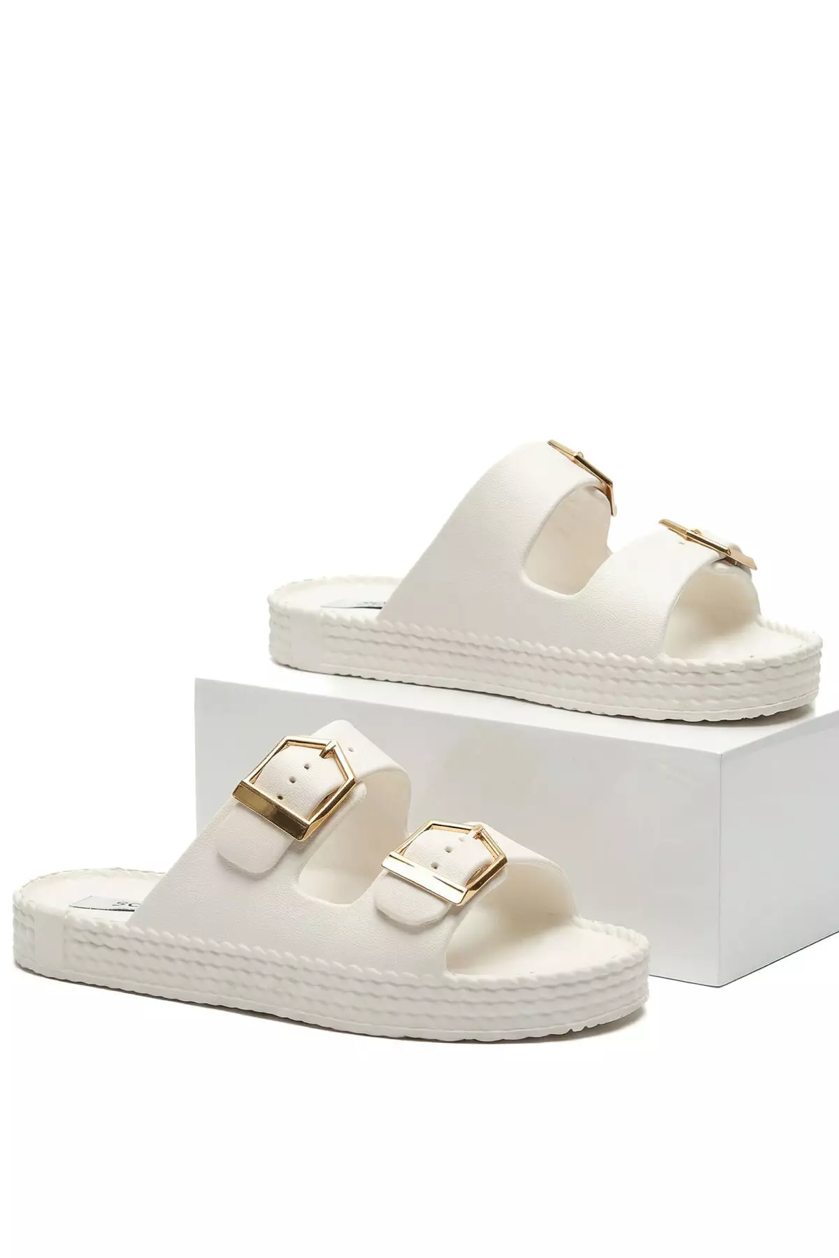 White Women'S Slippers 21326