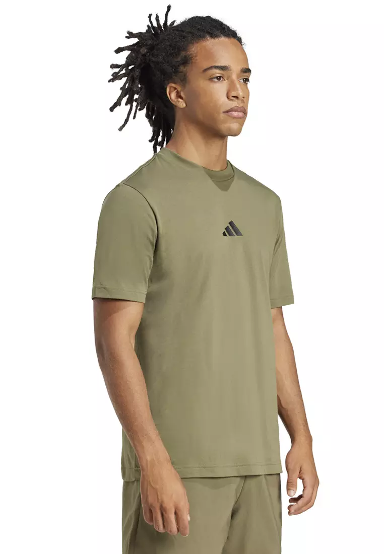 Essentials Small Logo Single Jersey T-Shirt