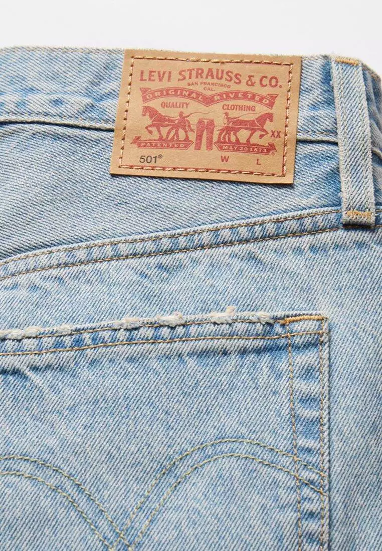 Levi's® Women's 501® Mid-Thigh Shorts 85833-0057