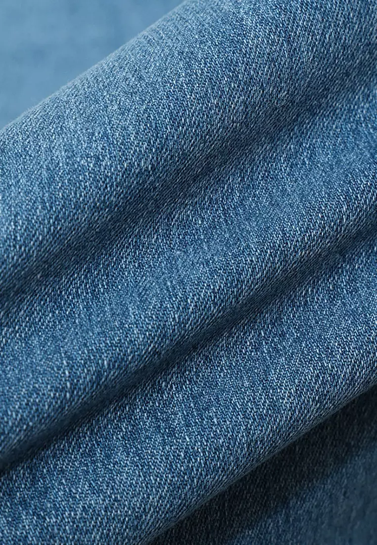 802 Slim Fit Twill Stretched Jeans LIGHT BLUE Celana Denim Pria