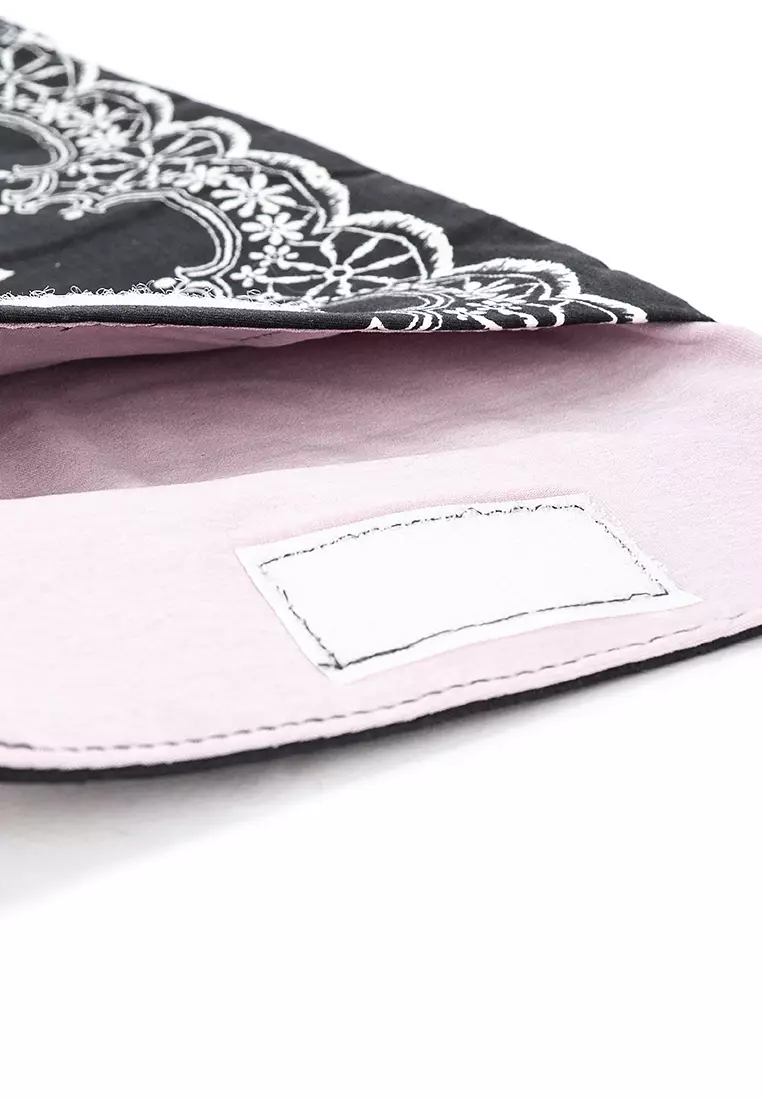 Andrea Cloth Pouch