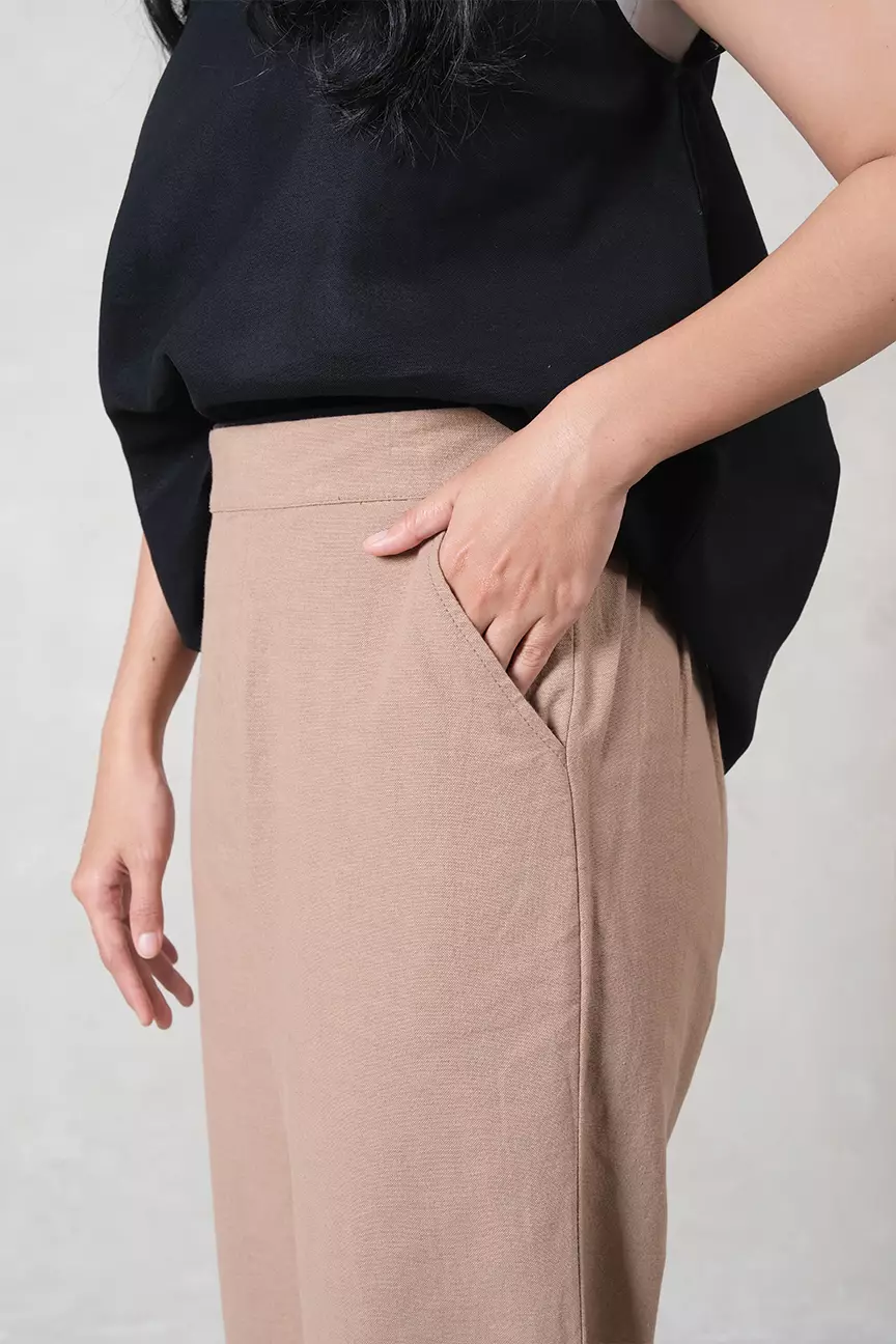 Celana Panjang Emmeline Light Brown