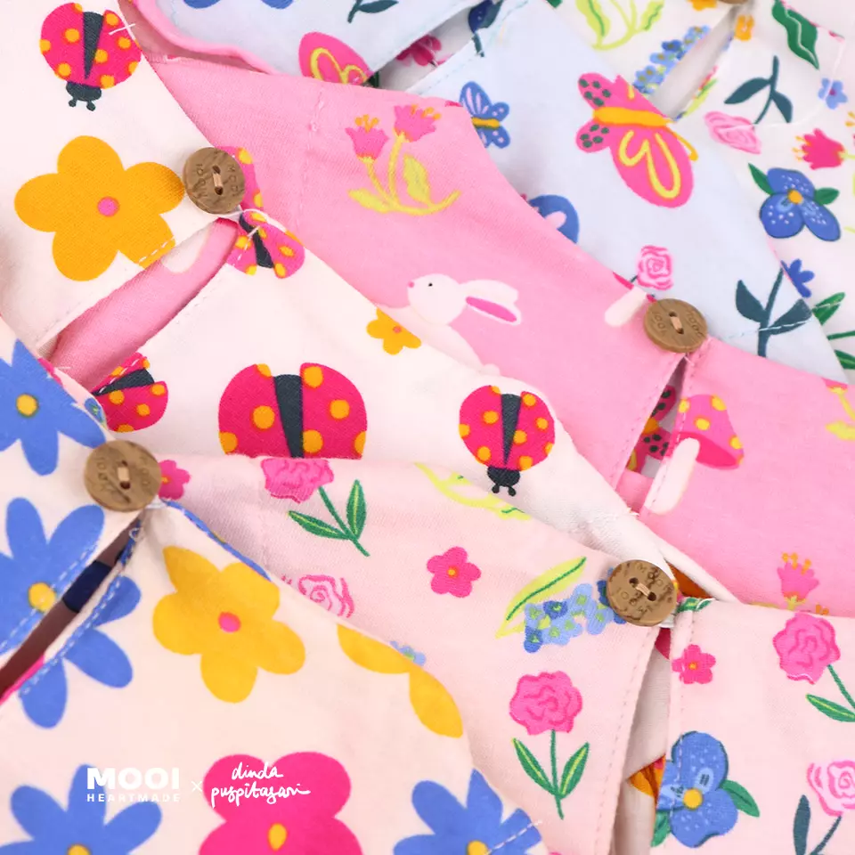 Mooi X Dinda Puspitasari Atasan Anak Perempuan Lola Top Ruffle - Blue